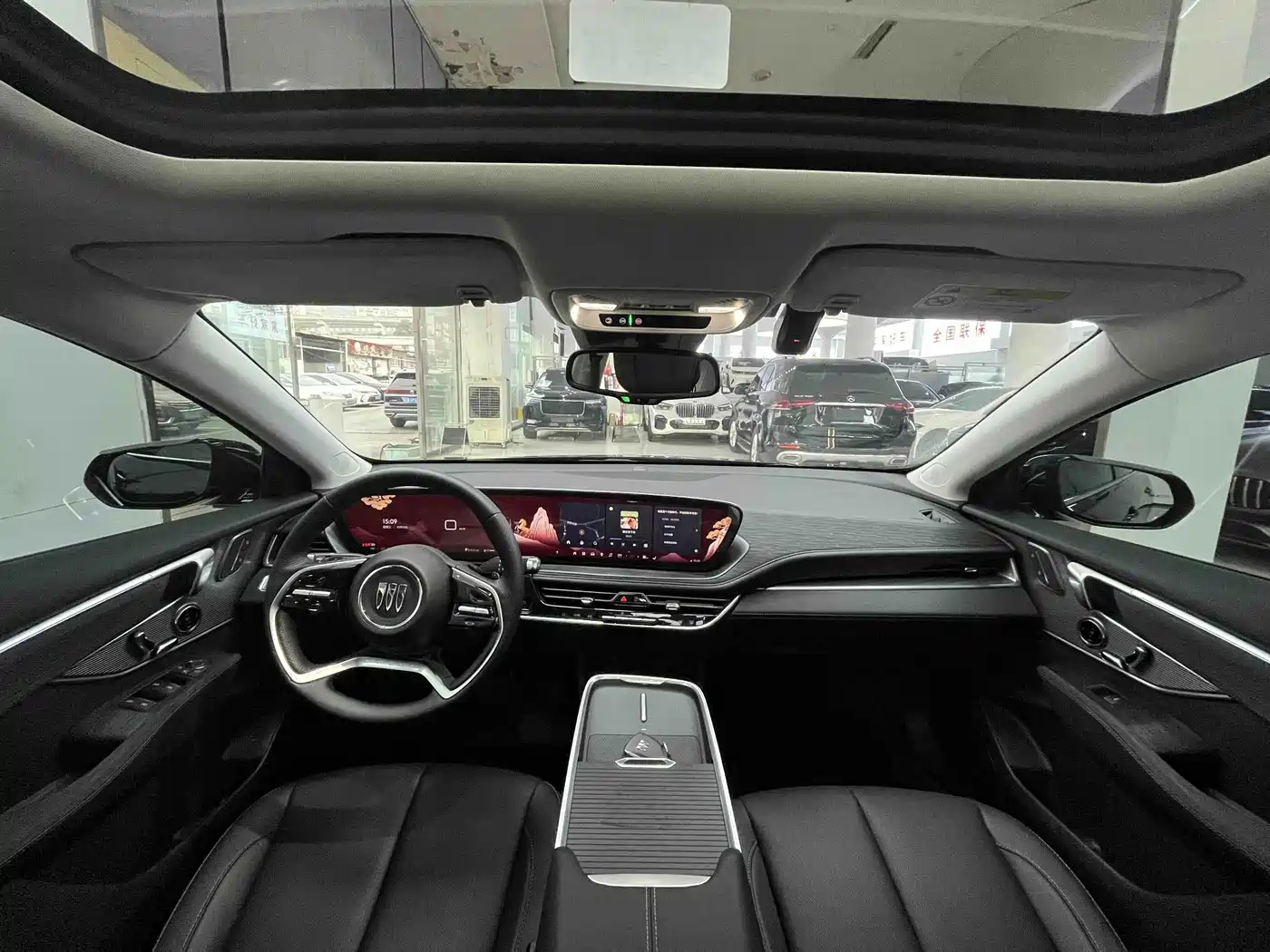 Buick LaCrosse 2025 2026 Model 28T Platinum Edition