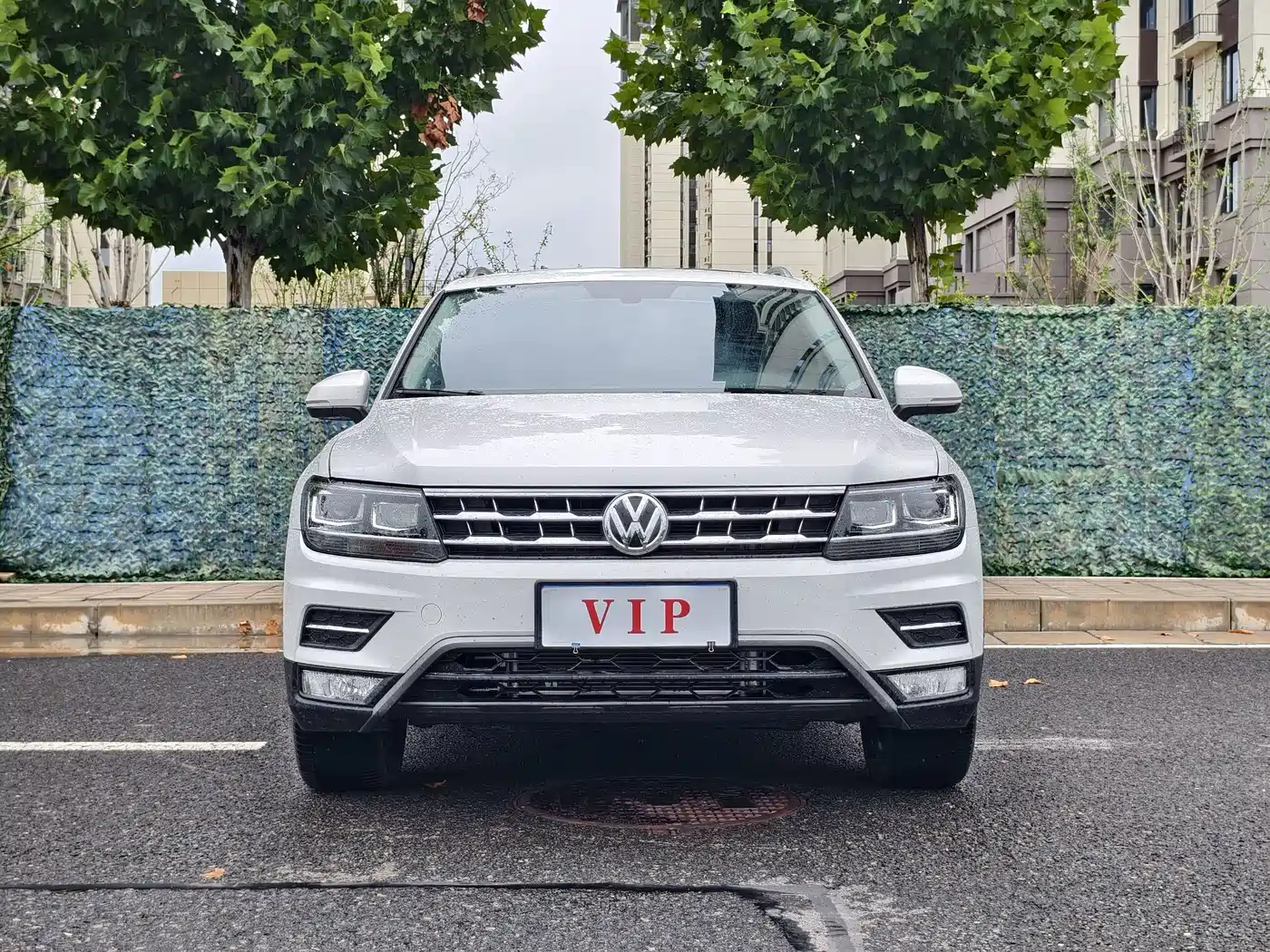 Фото 2 - Volkswagen Tiguan L