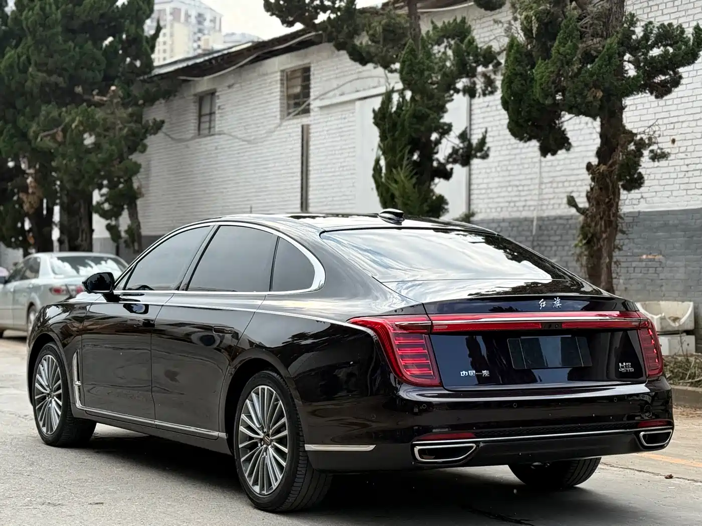  HONGQI H9