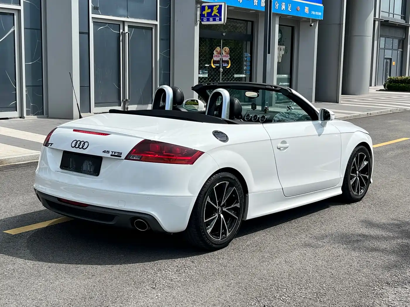 Audi TT 2013 TT Roadster 45 TFSI quattro фото 7