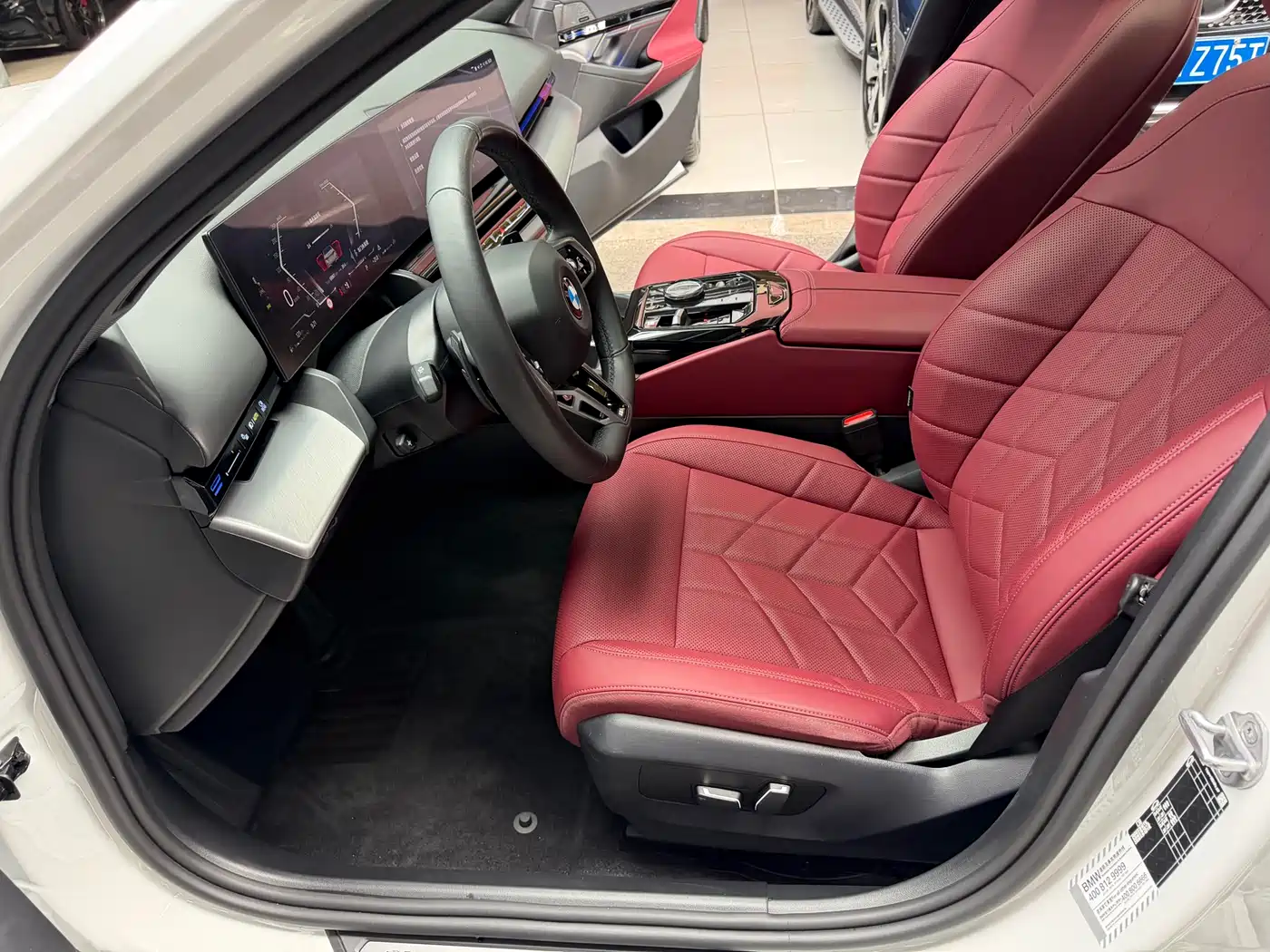 BMW 5 Series 2024 525Li M Sport Package фото 12