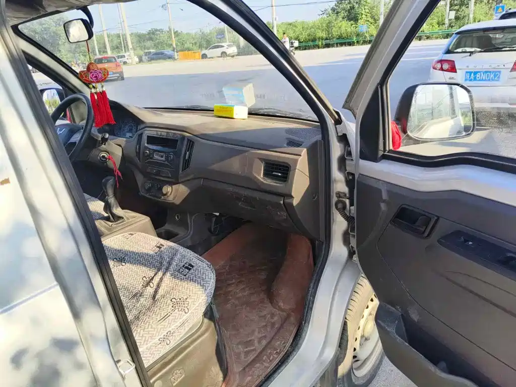 Wuling Motors Wuling Rongguang New Truck 2020 2019 1.5L Single Row L3C