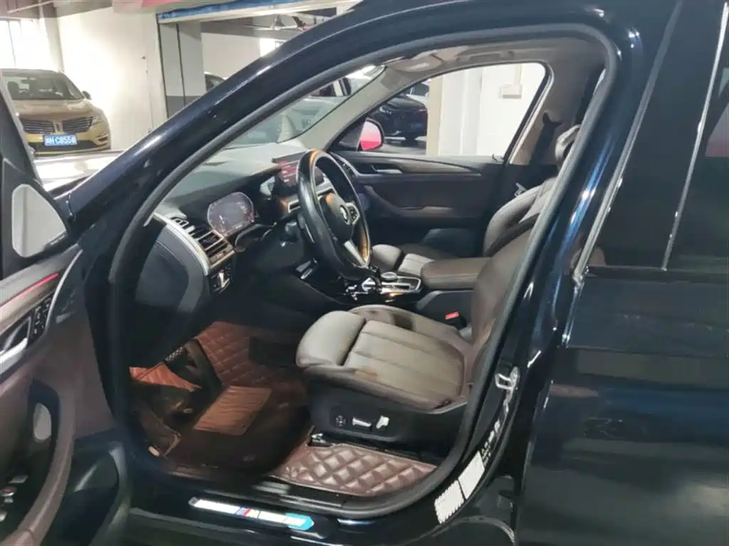 BMW X3 2022 xDrive30i Leading M Night Package фото 6