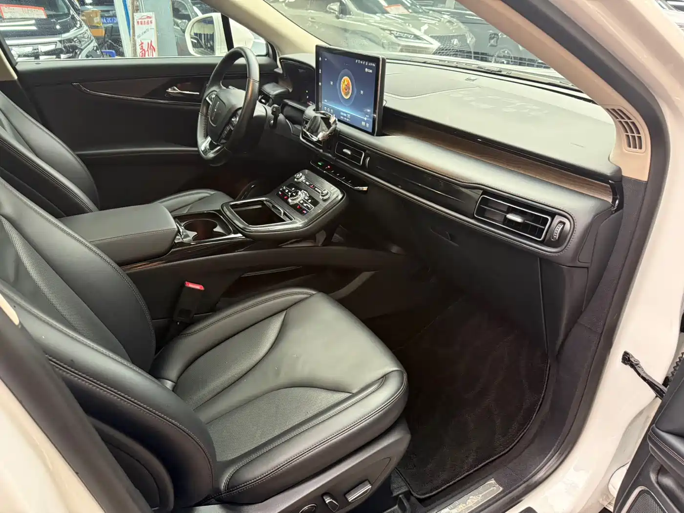 LINCOLN NAVIGATOR