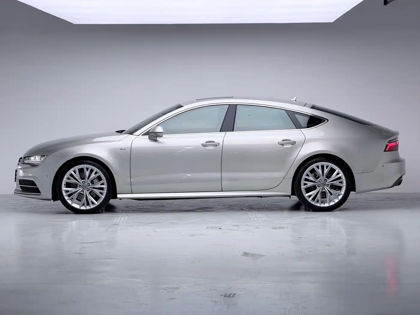 Audi A7 2018 50 TFSI quattro Dynamic фото 18