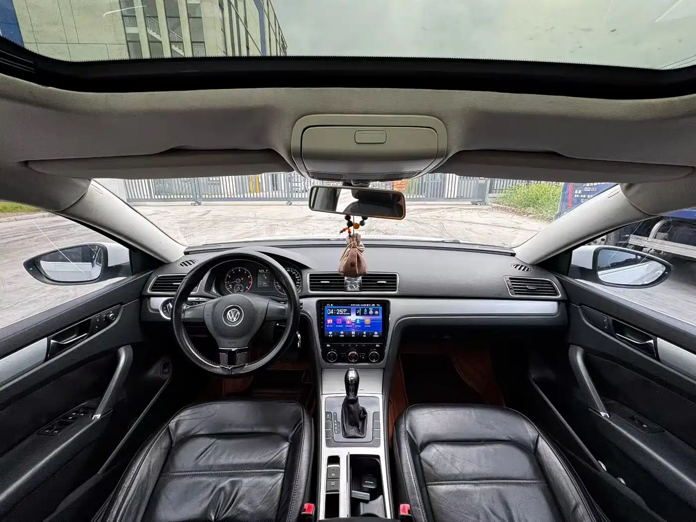 Volkswagen Passat 2012 2011 1.8TSI DSG Honor Edition