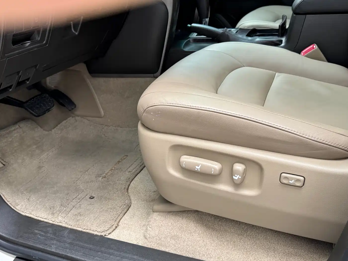 Toyota Land Cruiser 2010 2010 Model 4.0L Automatic VX