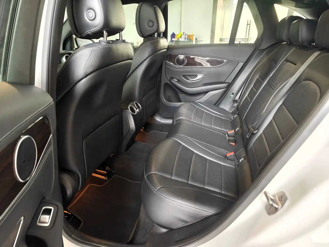 Mercedes-Benz GLC 2016 GLC 260 4MATIC Luxury фото 11