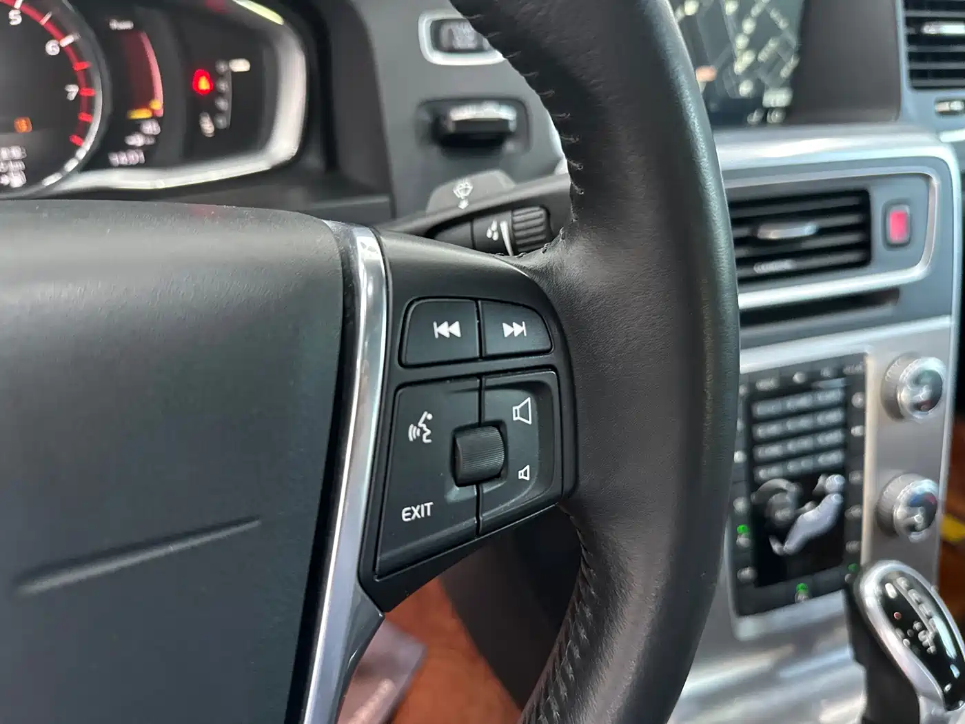 Фото 6 - Volvo S60