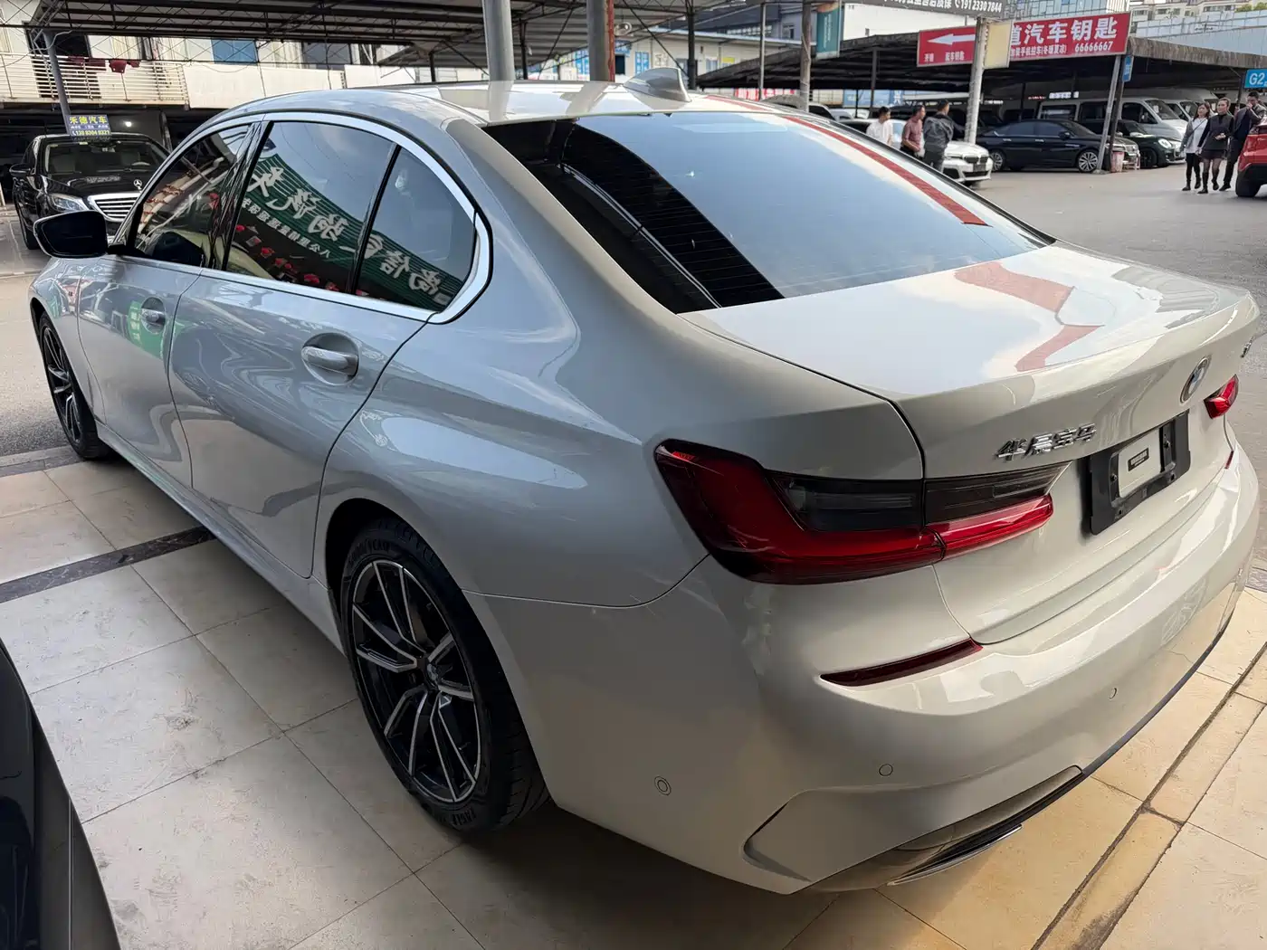 BMW 3 Series 2021 325Li M Sport Package фото 6