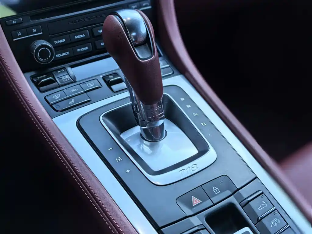 Porsche 718 2022 Boxster 2.0T фото 11