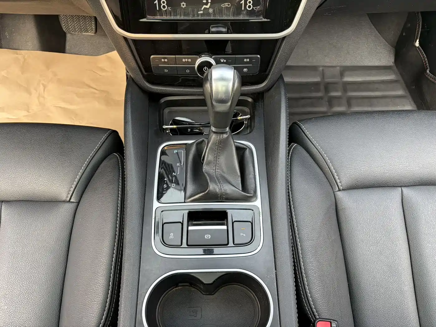 BYD Song MAX 2018 1.5T Auto Smart Connected Elite 6-Seater фото 15