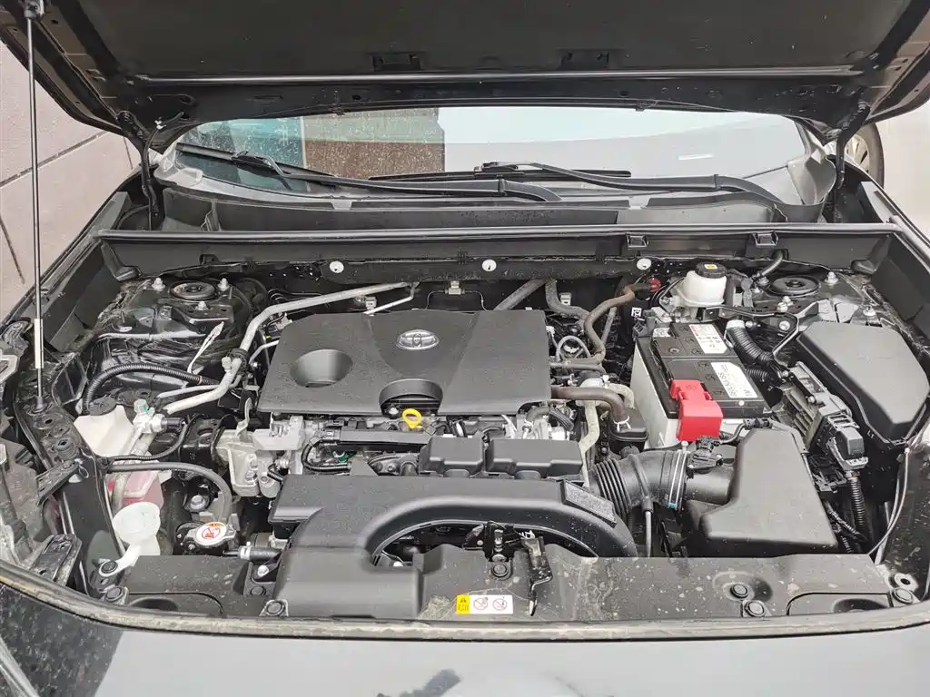 Toyota Wildlander 2022 2.0L CVT FWD Luxury Edition фото 13