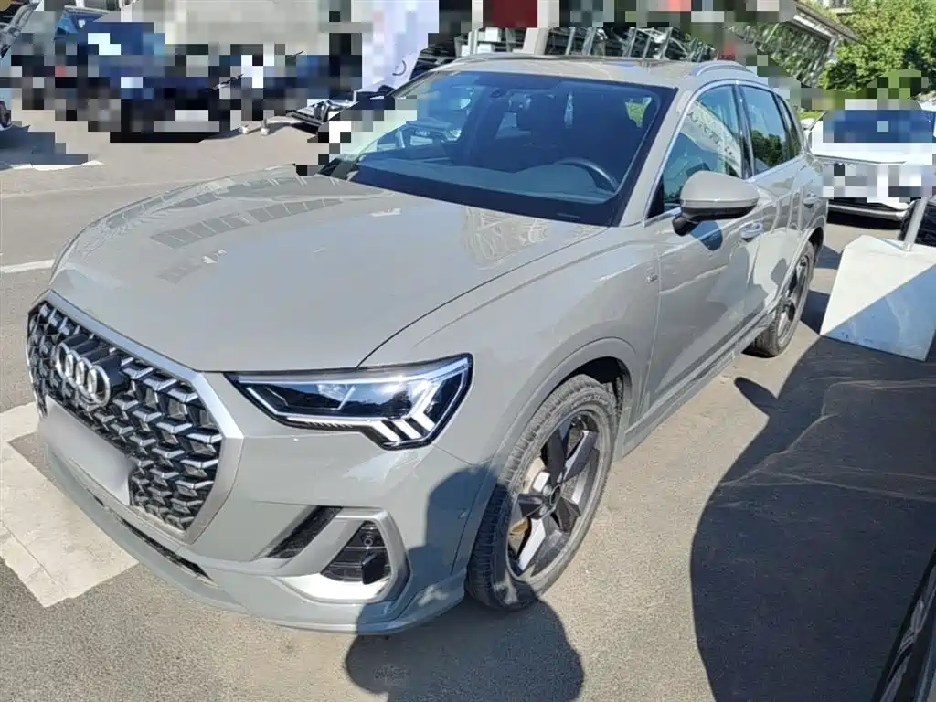Audi Q3 2024 35 TFSI Fashion Sport