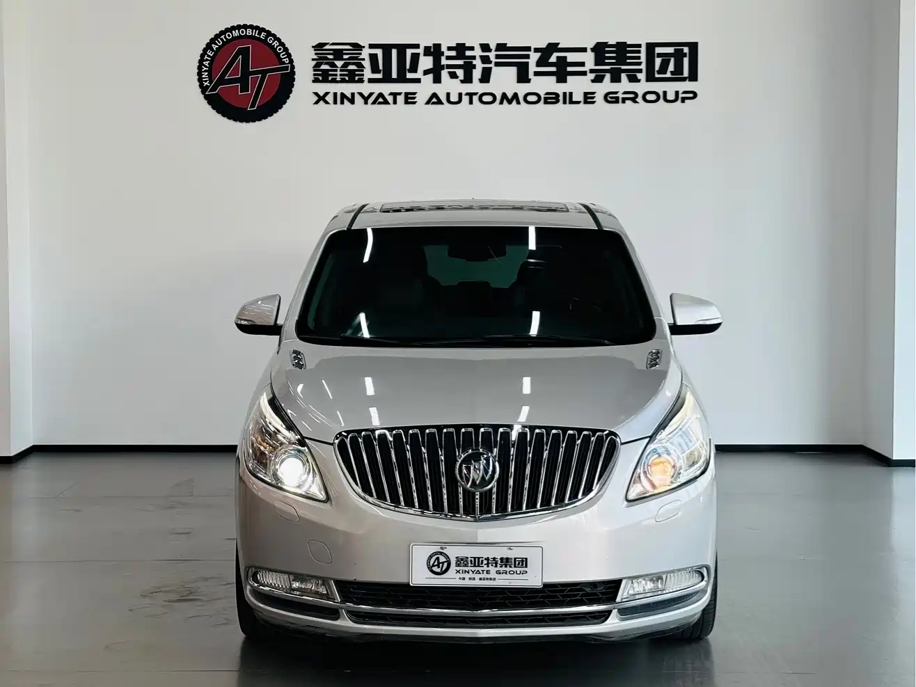 Buick GL8 2011 2011 3.0L XT Luxury Business Flagship
