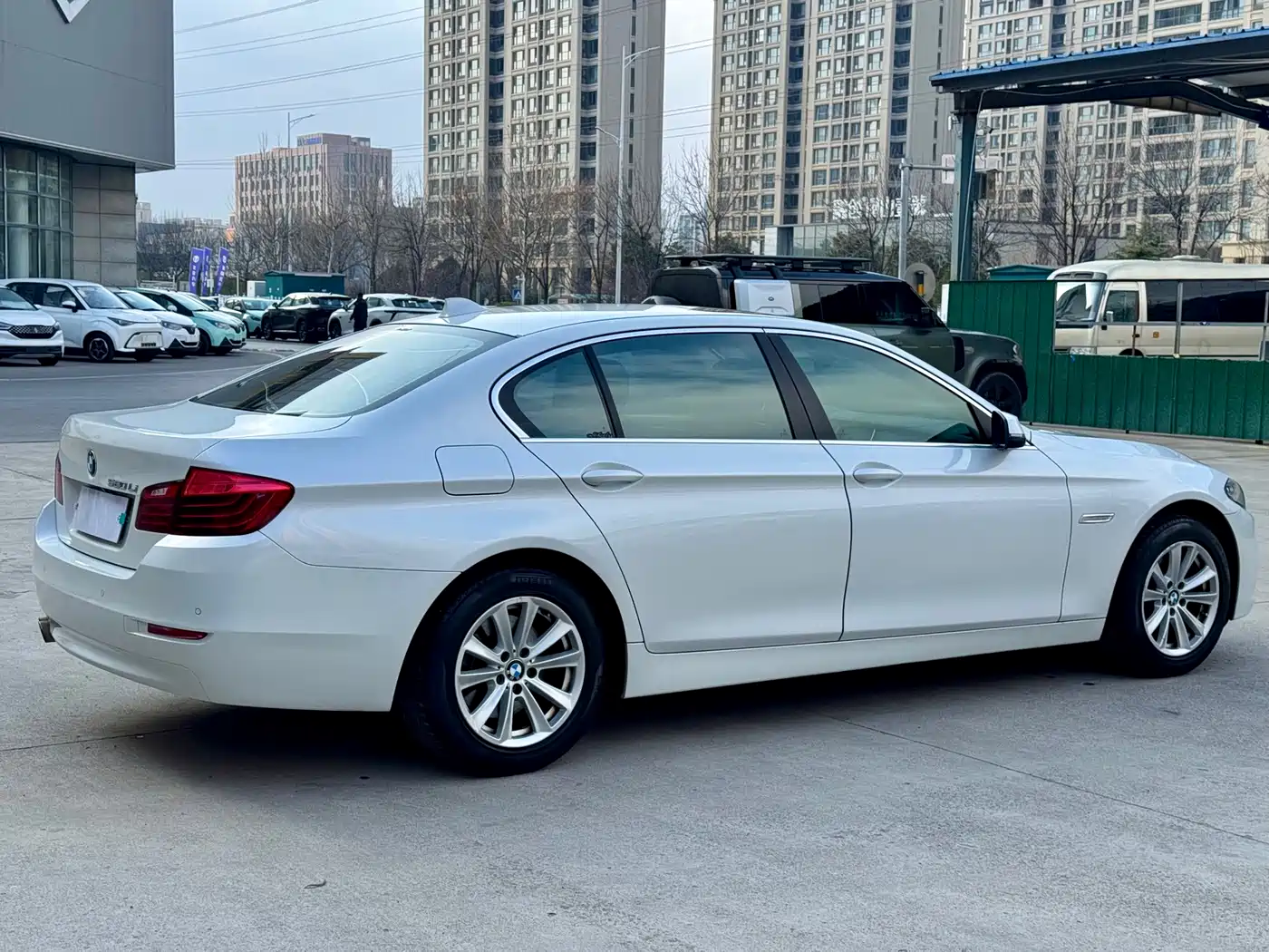 BMW 5 Series 2013 520Li Elegance фото 6
