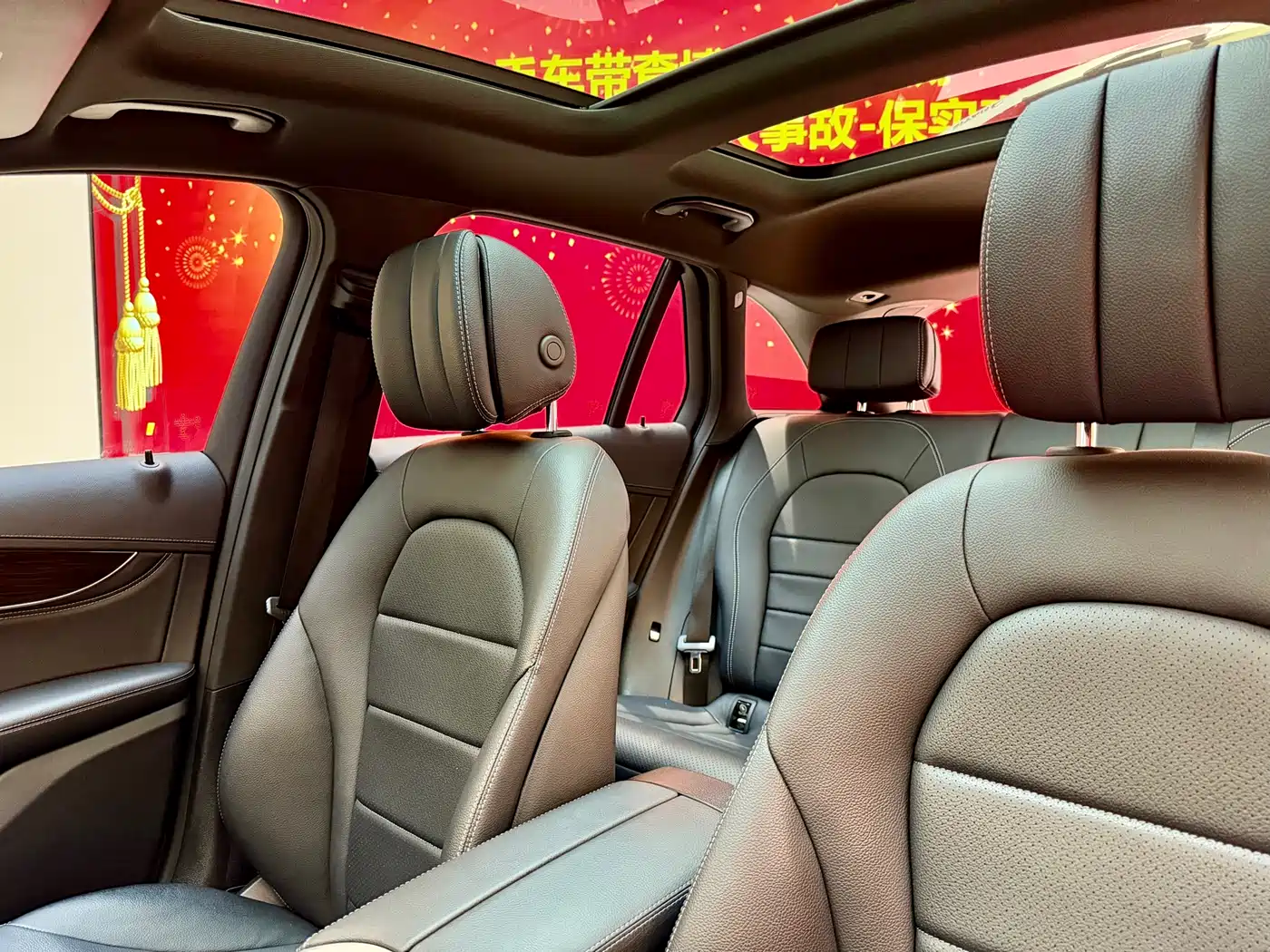 Mercedes-Benz GLC 2018 Facelift GLC 260 4MATIC Luxury фото 9