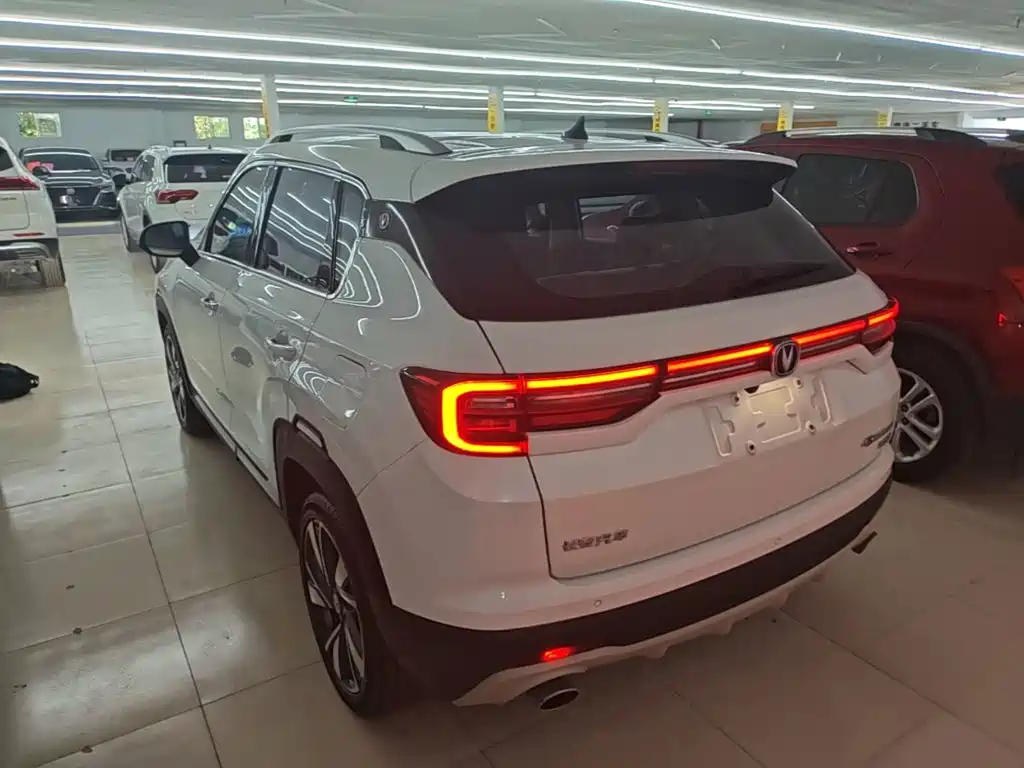 Changan CS35 PLUS 2019 2019 1.4T DCT Smart Blue Whale Edition