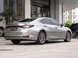 Фото 3 - Lexus ES