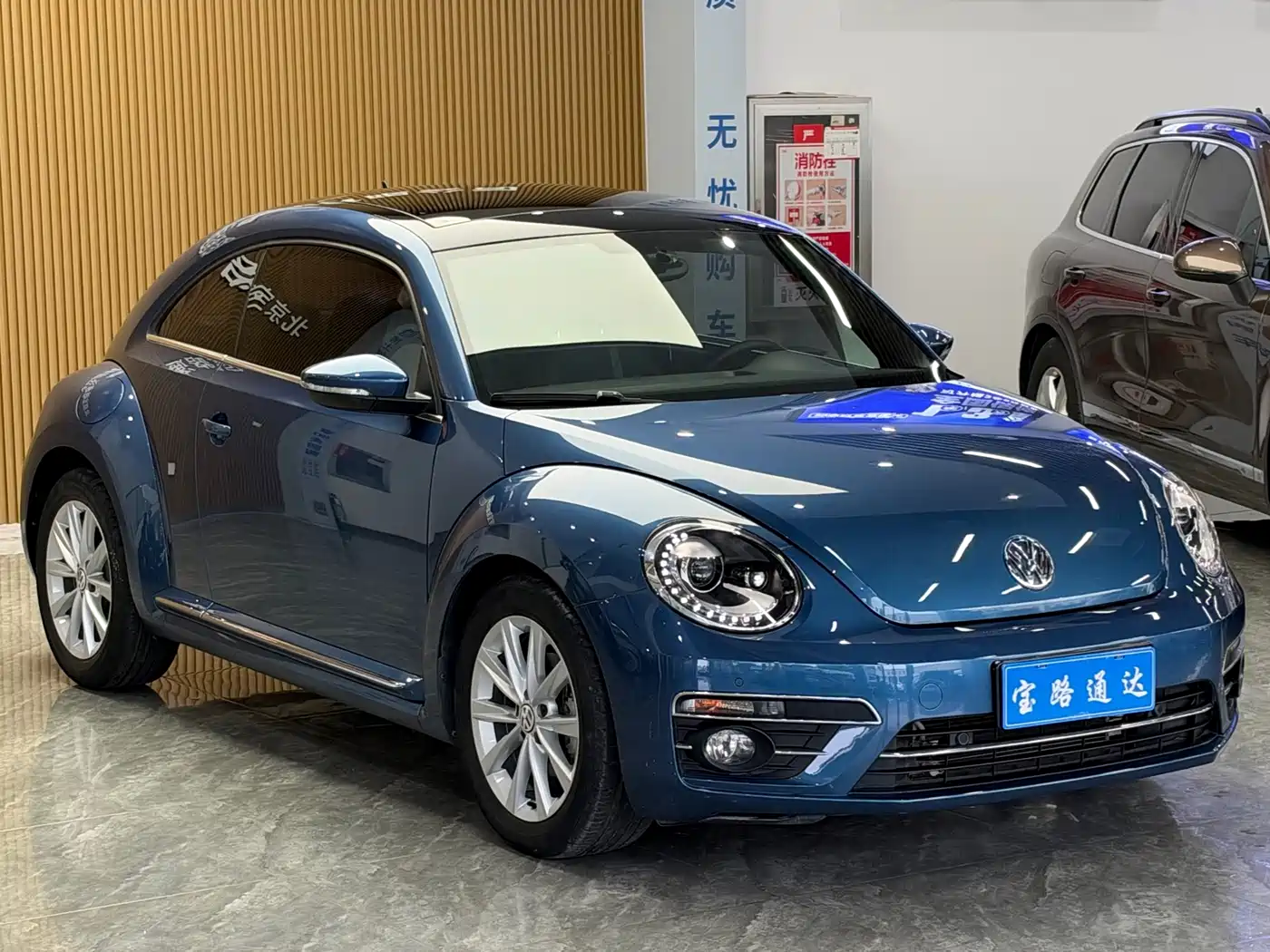 Volkswagen Beetle 2018 2018 180TSI Trend Joy Edition
