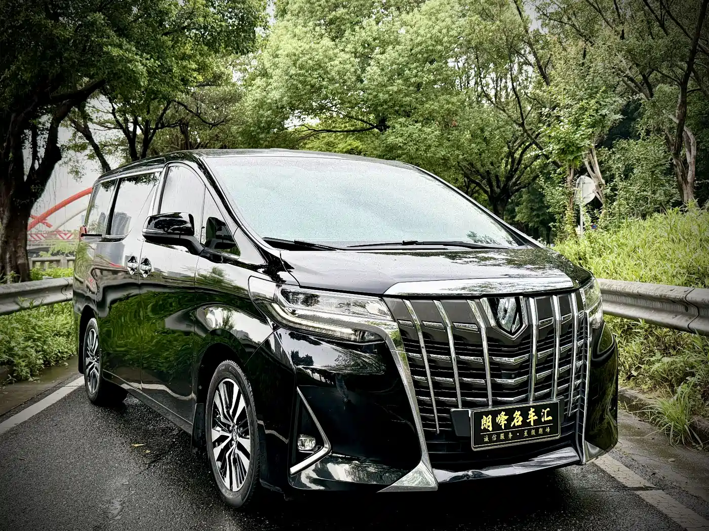Toyota Alphard 2018 Facelift 3.5L Premium Edition фото 3