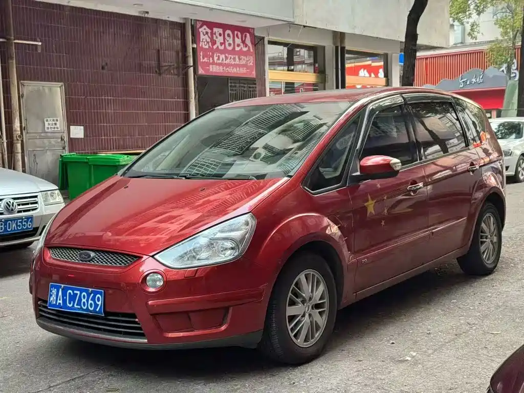 صورة 1 - Ford S-MAX