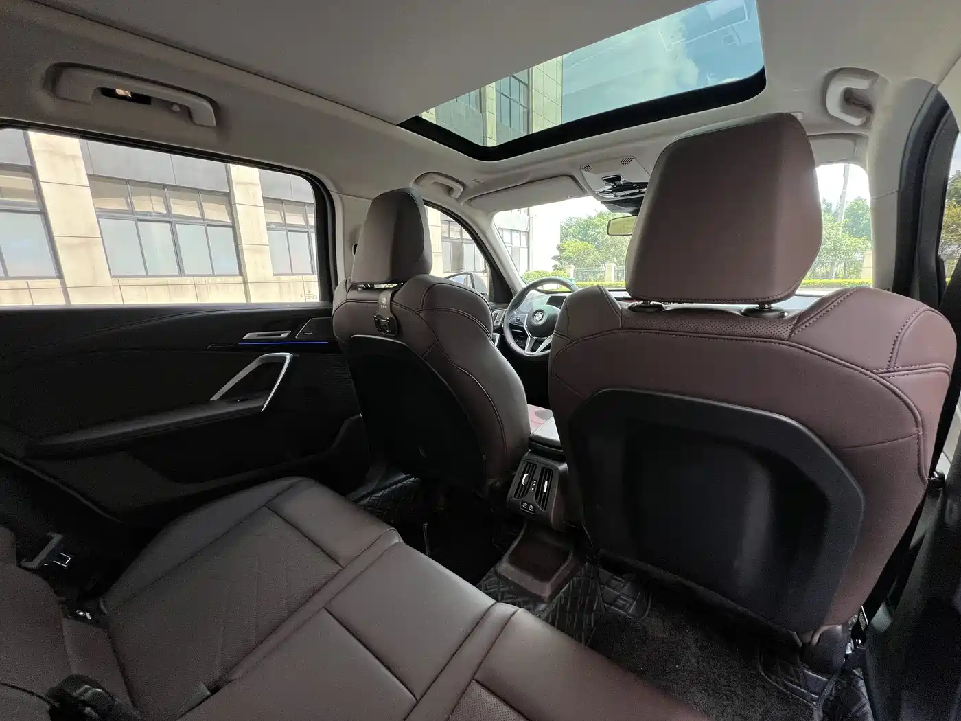BMW X1 2024 sDrive25Li X Design Package фото 12