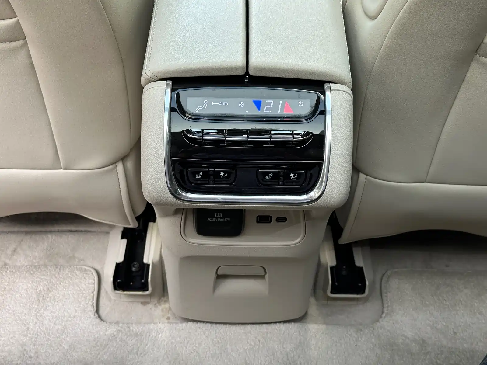 Фото 12 - Buick Enclave