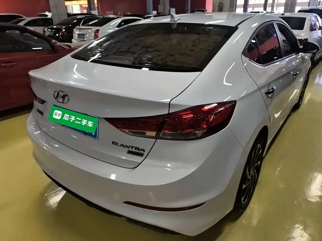 Hyundai Elantra 2020 1.4T DCT Dynamic·Vitality фото 7