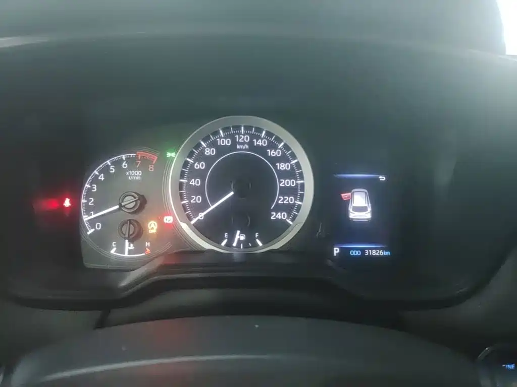 صورة 12 - Toyota Frontlander