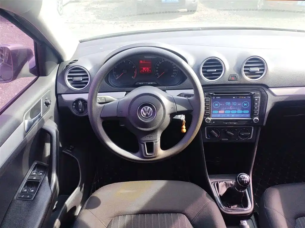 Volkswagen Jetta 2015 Value Edition 1.6L Manual Comfort фото 7