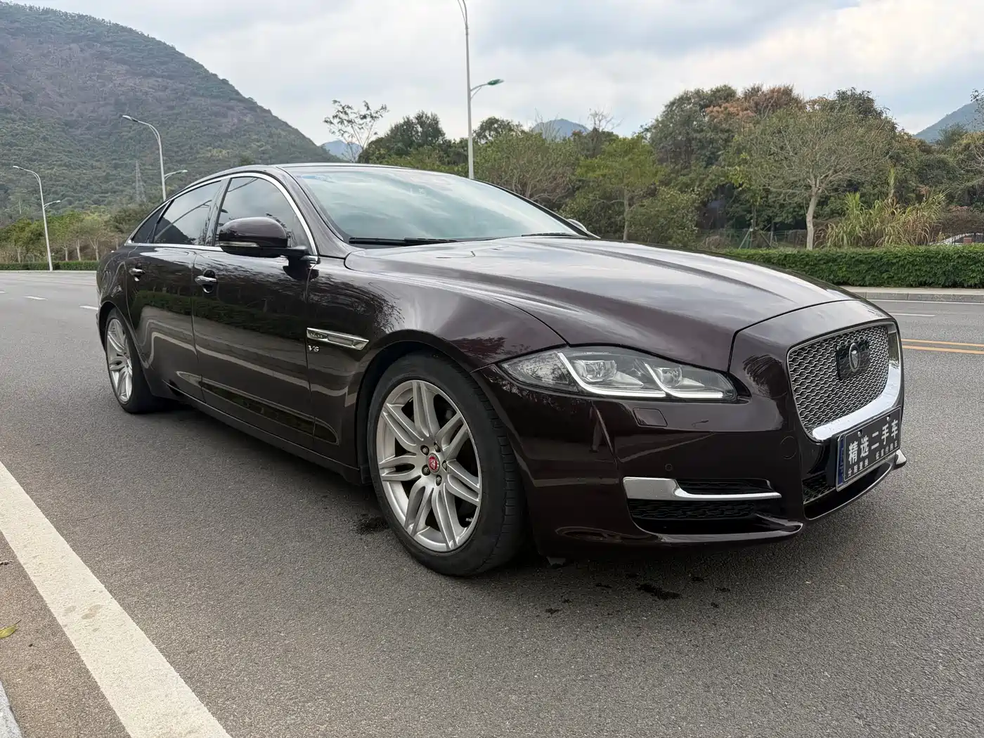 JAGUAR XJ