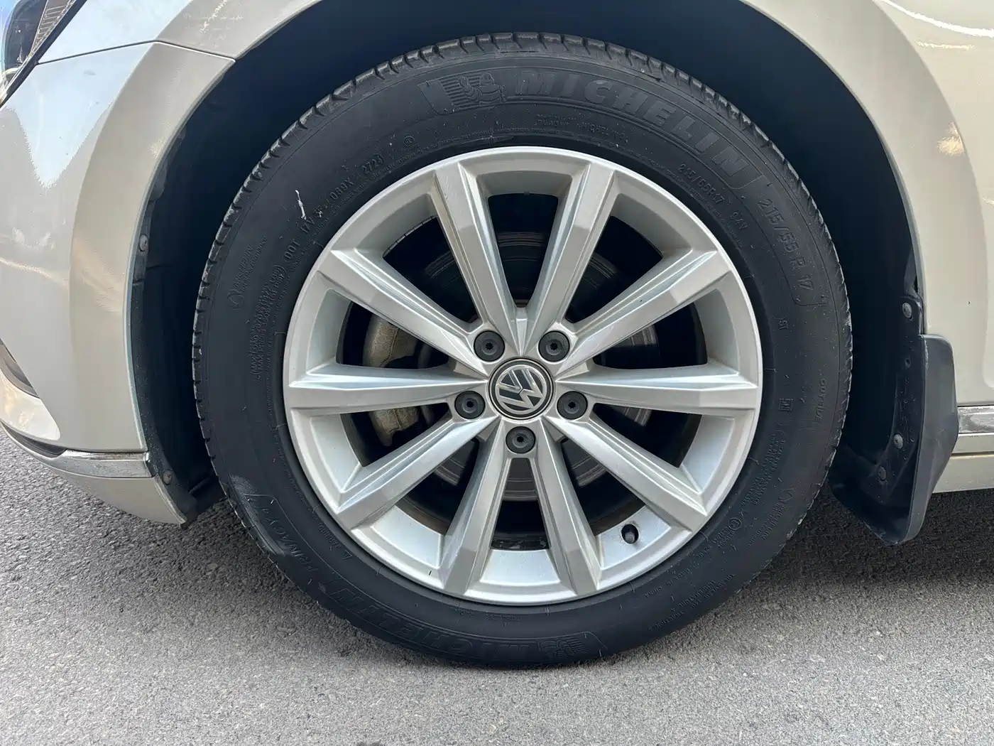 Volkswagen Magotan 2018 330TSI DSG Leading фото 4