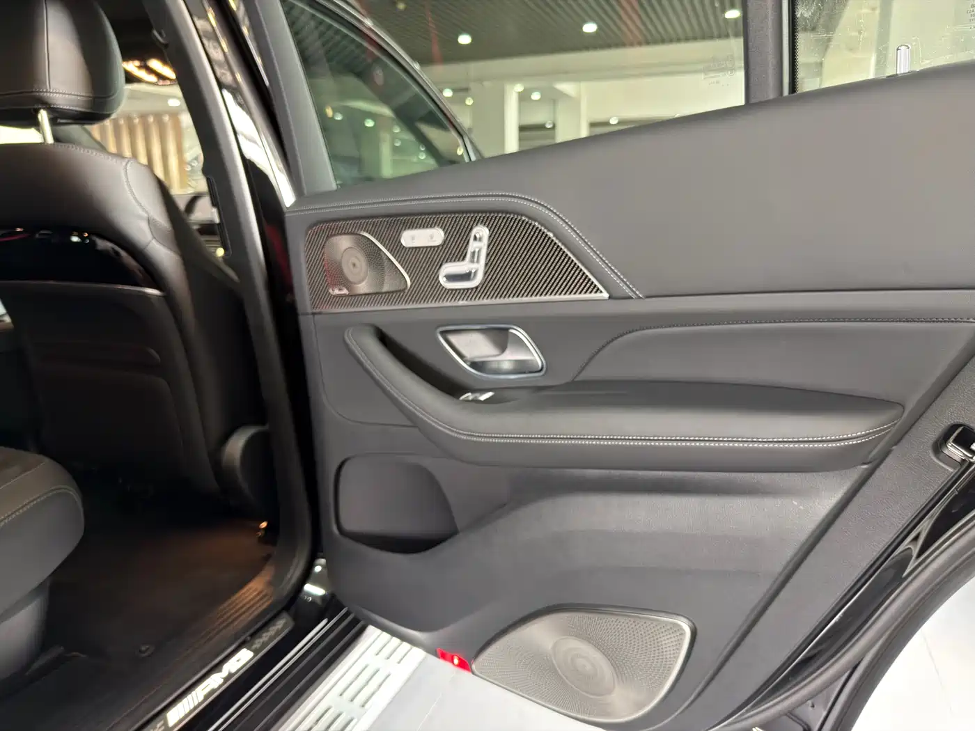 MERCEDES-BENZ GLS AMG