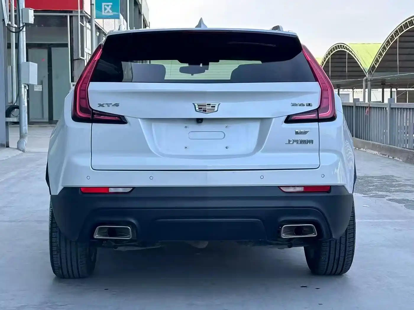 CADILLAC XT4