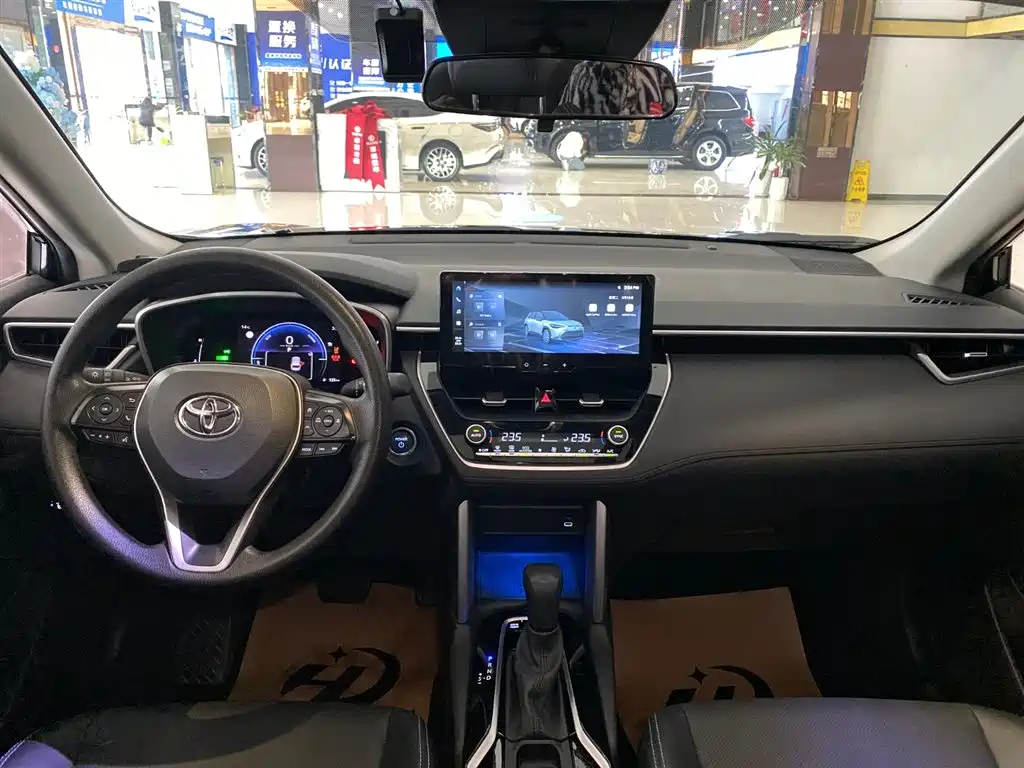 Toyota Frontlander 2023 2.0L Smart Hybrid Dual Engine Luxury Edition фото 14