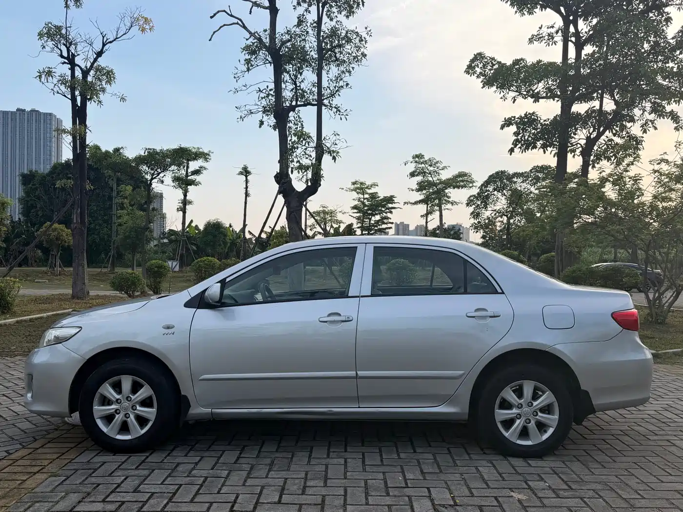 Toyota Corolla 2012 Styling Edition 1.6L Manual GL фото 7