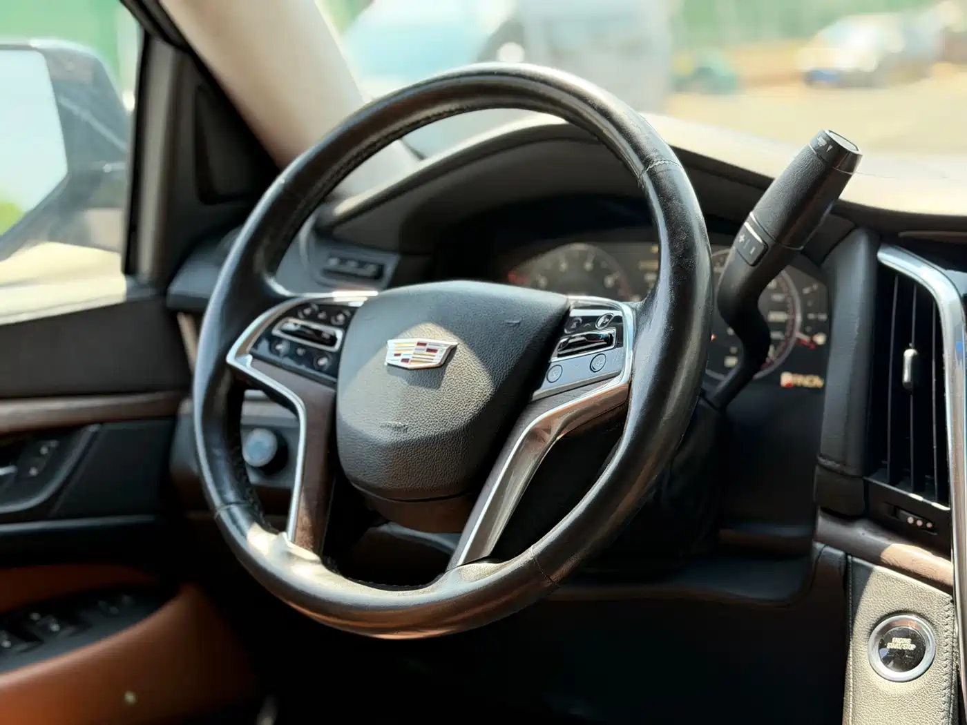Photo 14 - Cadillac Escalade