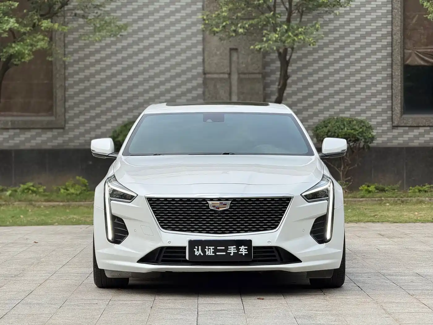 CADILLAC CT6