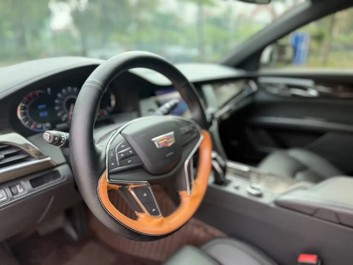 CADILLAC CT6