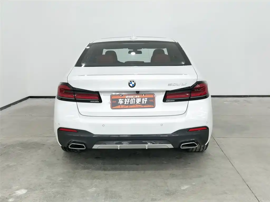 BMW 5 Series 2023 530Li Leading M Sport Package фото 4