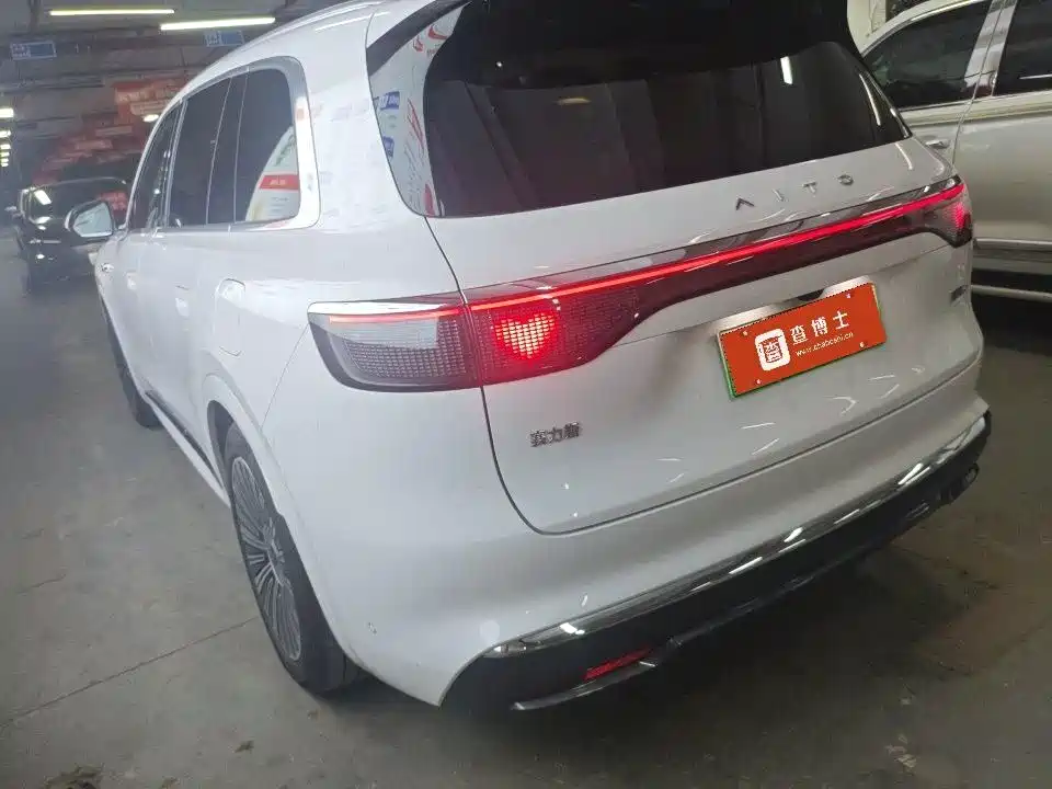 2026 AITO Wenjie AITO M8