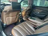 Photo 22 - Mercedes-Benz S-Class