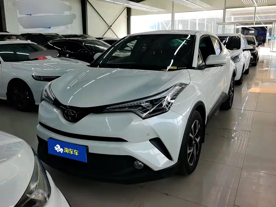 Toyota C-HR 2020 2020 Model 2.0L Luxury