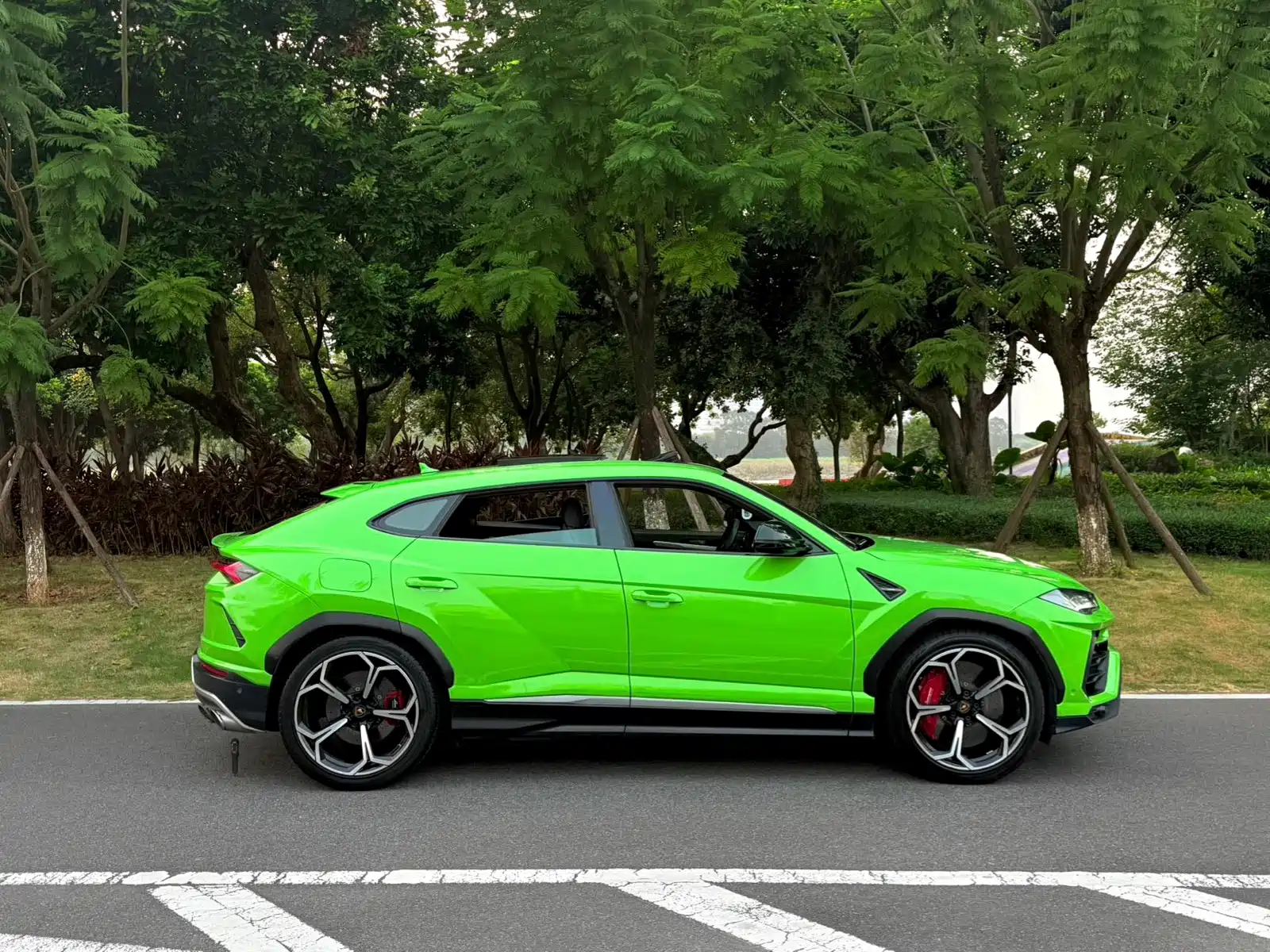 Фото 20 - Lamborghini Urus