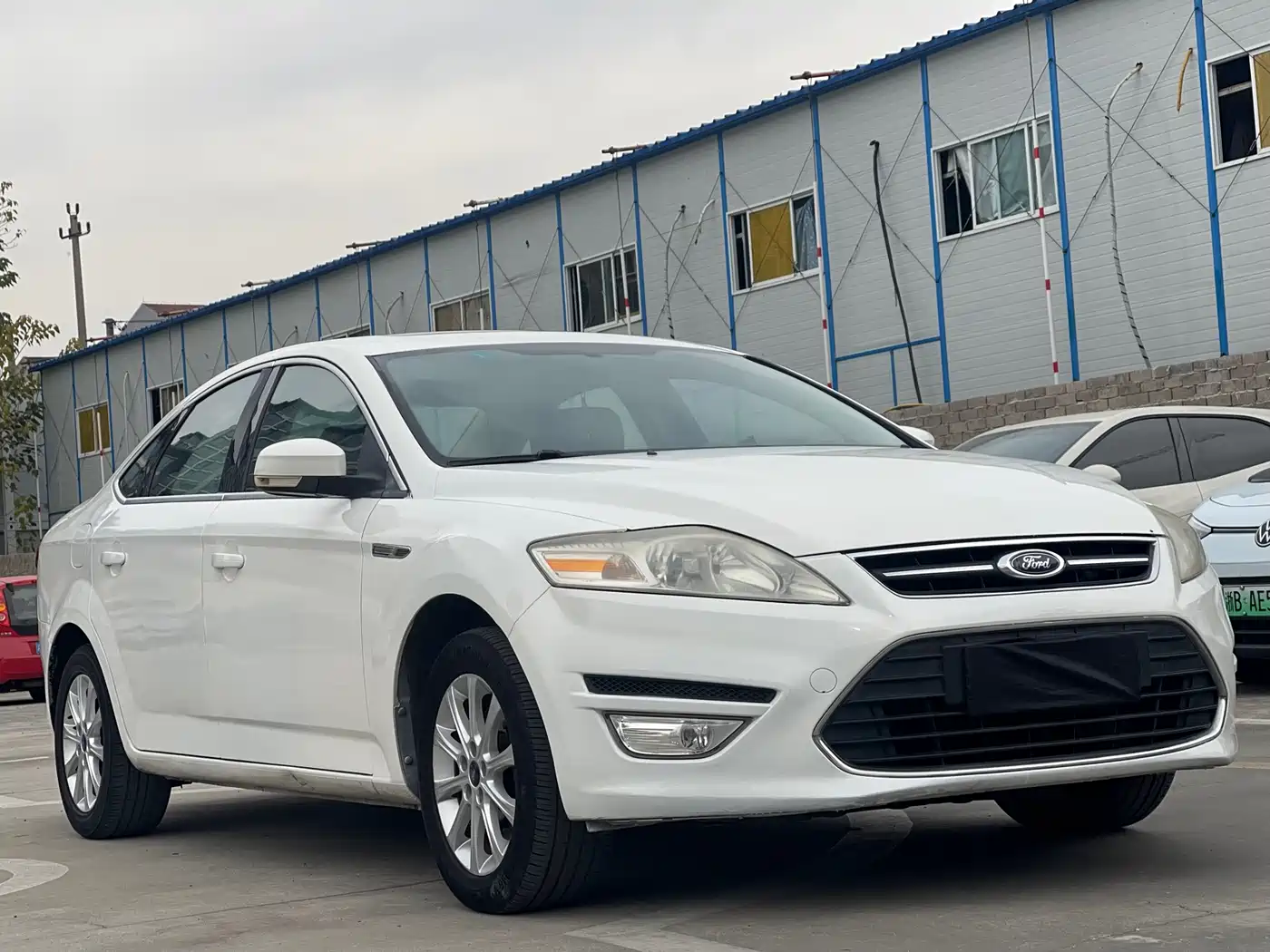 Ford Mondeo 2013 2013 2.3L Fashion Model