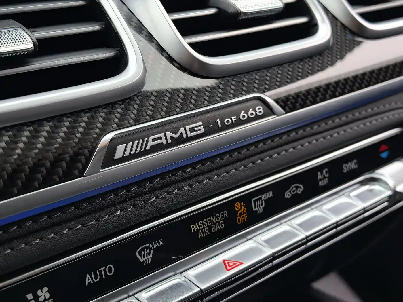 Mercedes-Benz GLS AMG 2024 AMG GLS 63 4MATIC+ фото 16