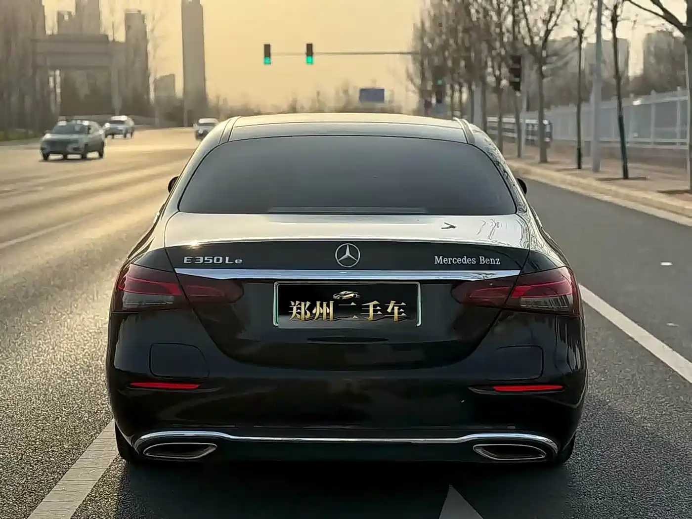 Mercedes-Benz E-Class New Energy 2022 E 350 e L Plug-in Hybrid Sedan фото 16