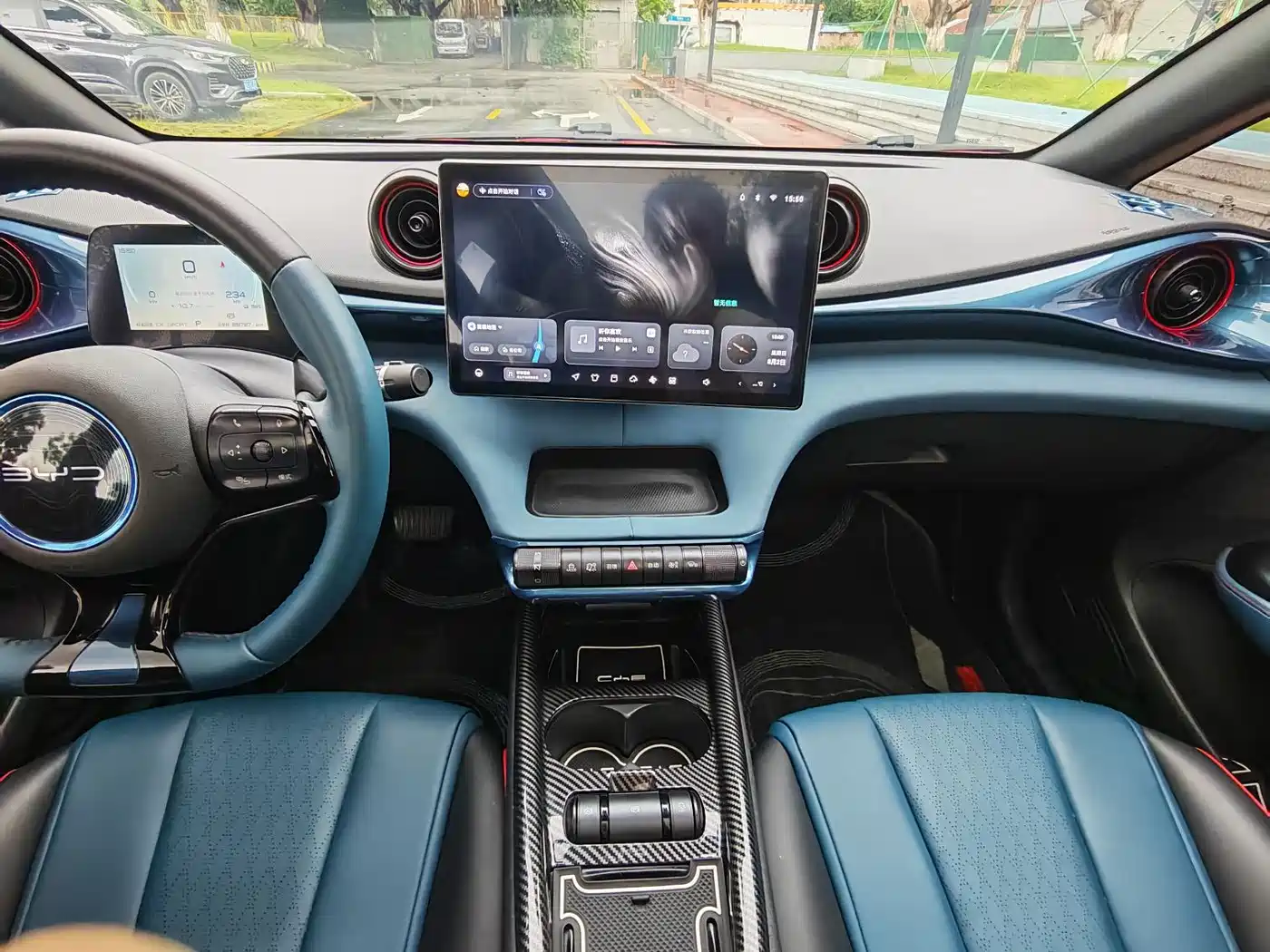 BYD Dolphin 2022 2021 Model 405km Fashion Edition