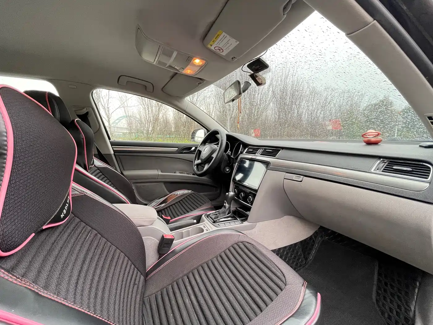 Škoda Superb 2013 1.4TSI DSG Gentleman Edition фото 10